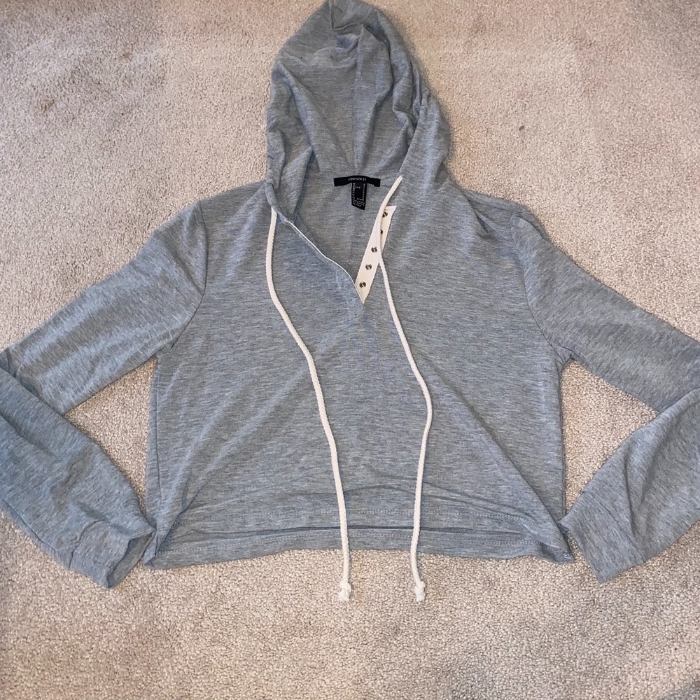 Forever 21 cropped sweatshirt